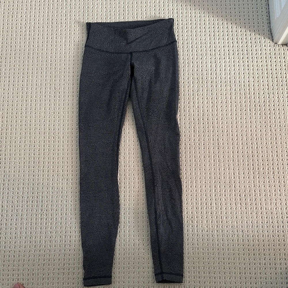Lululemon Black and Silver/gray Patterned Leggings